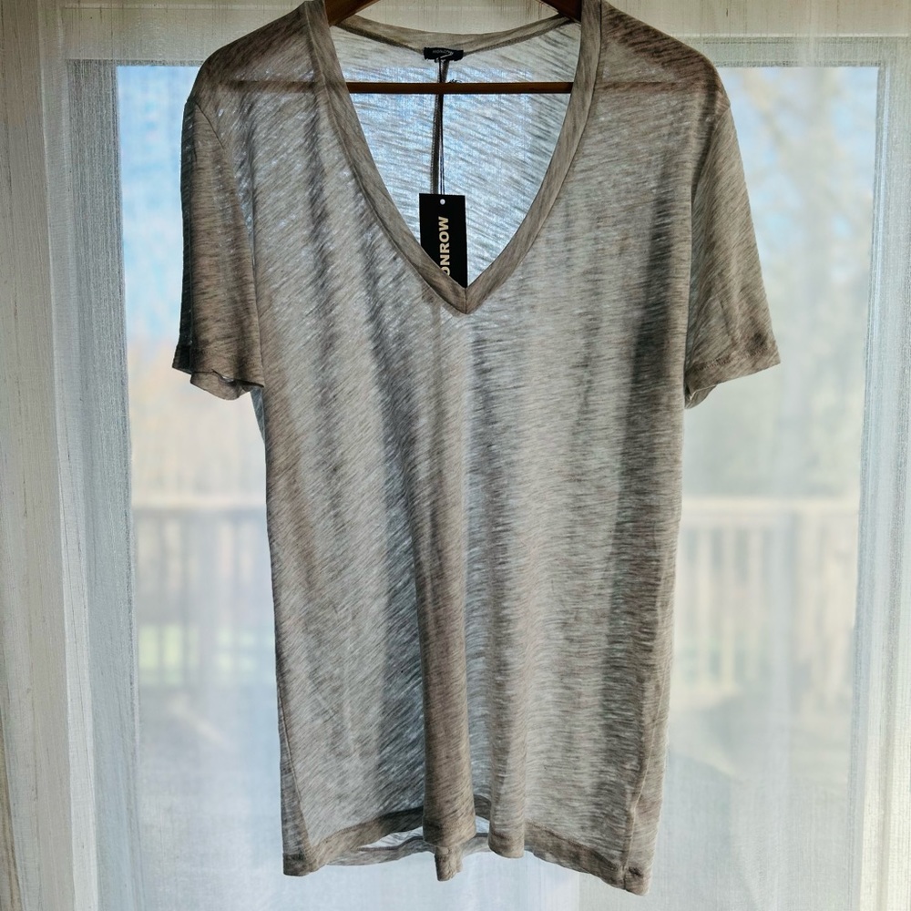 NWT - Large, super soft, lightweight, light Heather grey, vintage style t-shirt.